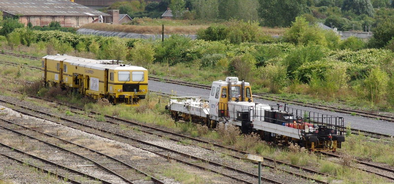 99 87 9 124 518-1 (2016-09-02 gare de Chaulnes) 108-475 S Offroy (0).jpg