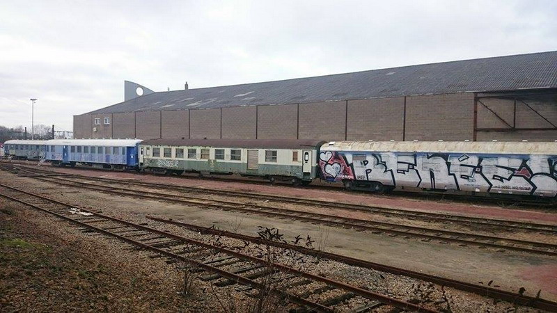 80 87 979 1 024-3 Tours St Pierre des Corps.jpg