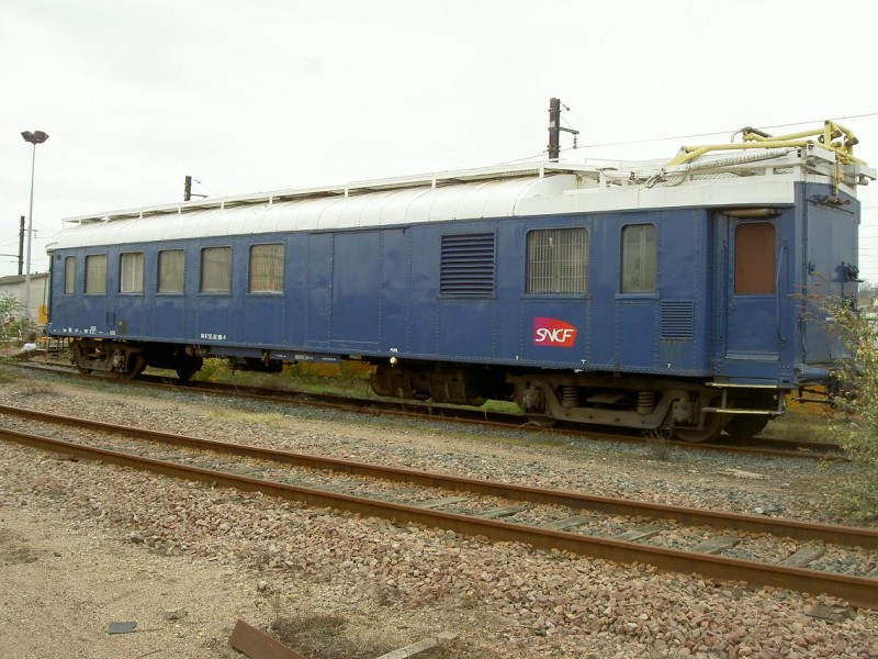 Voiture Test Catenaire.JPG