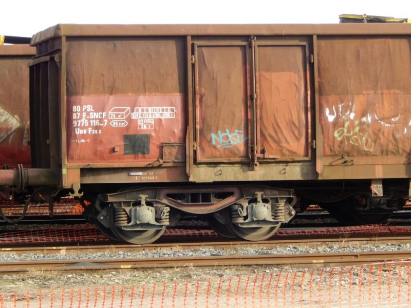 80 87 977 5 116 7 Uas  F28-2  PSL (1).JPG