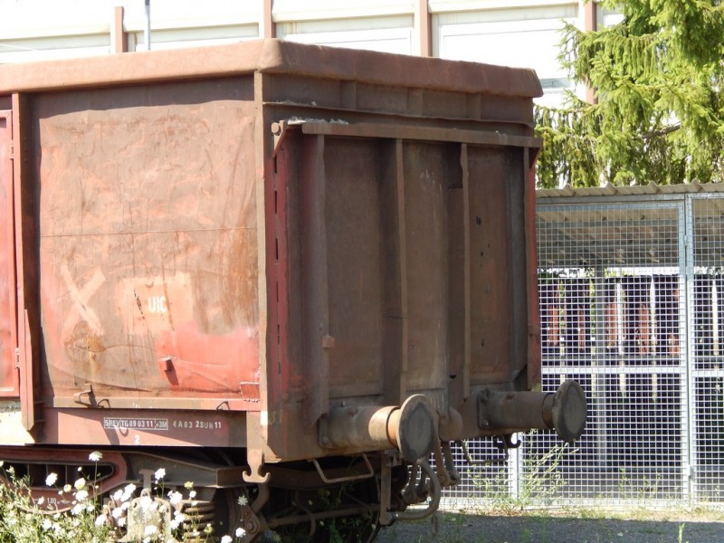 80 87 977 5 117 5 Uas  F28-2  PSL (3) (Copier).JPG