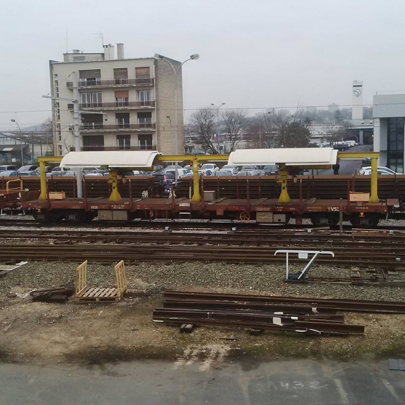 Portique RATP (2017-02-14 site de la RATP à Sucy-Bonneuil) (2).jpg