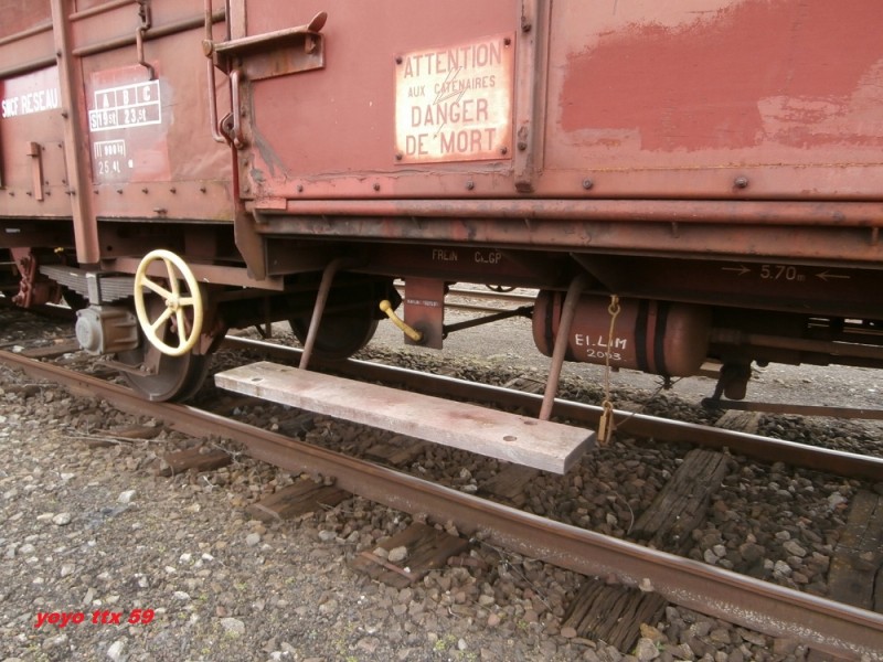 Us G54-2 40 87 959 0 113-6 F-SNCF R=9.JPG