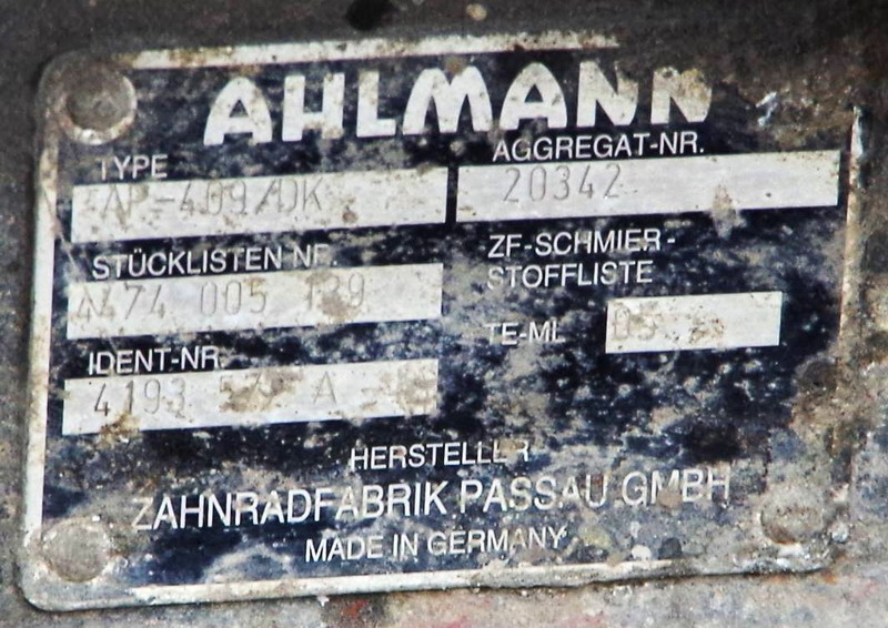 Ahlmann AZ200 (2017-06-07 gare de Menin) FDP (7).jpg