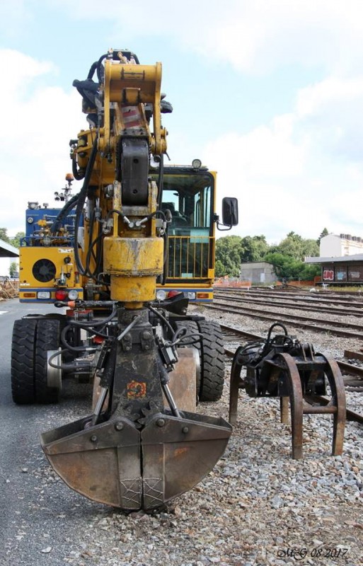 VaiaCar 704FR (2017-08-13 gare de Limoges Montjouis) Aquitaine Rail (2).jpg (159.66 Kio) Vu 2207 fois VaiaCar 704FR (2017-08-13 gare de Limoges Montjouis) Aquitaine Rail (2).jpg