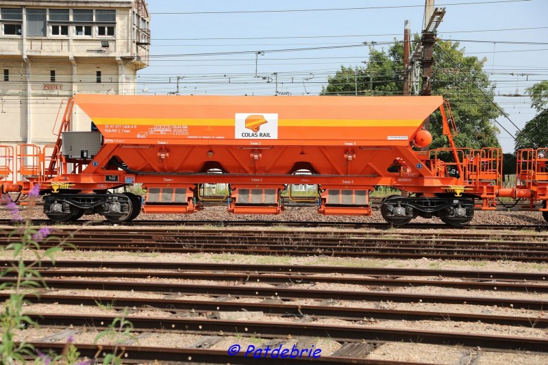 33.87.677.1428-4.JPG (496.98 Kio) Vu 668 fois 33.87.677.1428-4.JPG