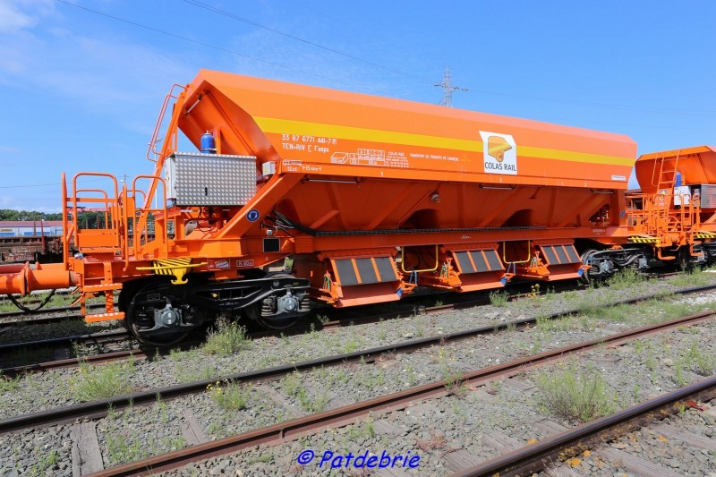 33.87.677.1441-7.jpg (488.68 Kio) Vu 339 fois 33.87.677.1441-7.jpg