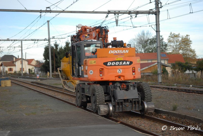 Doosan DX160 WRR - Non identifiée - Cofely Ineo (9) - light.JPG