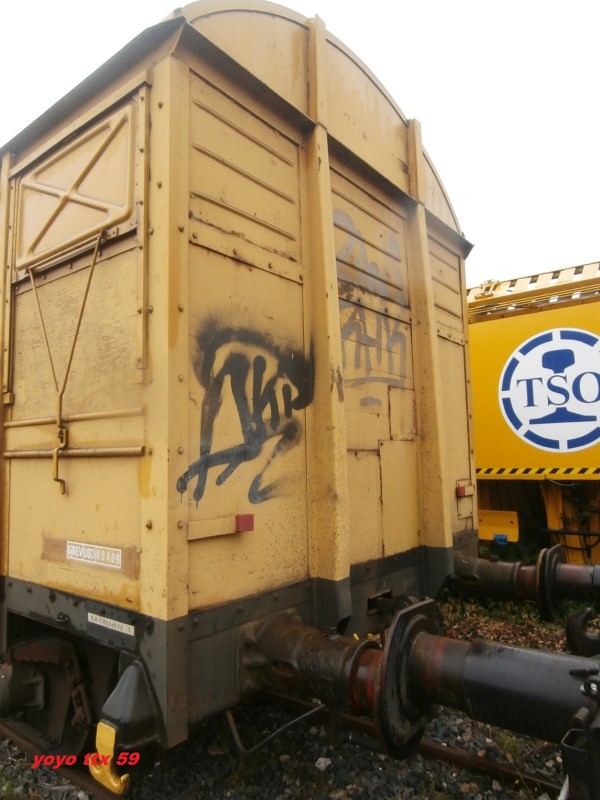 G40 99 87 9 383 566-6 TSO=5.JPG