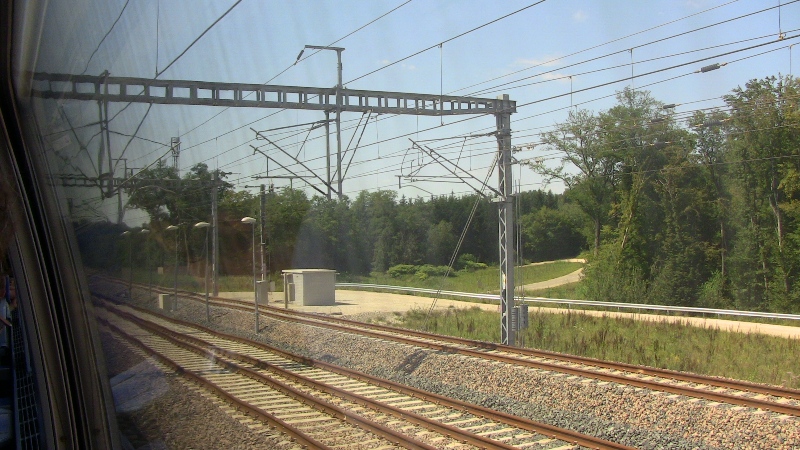 Gare de Besançon TGV direction Dijon.JPG