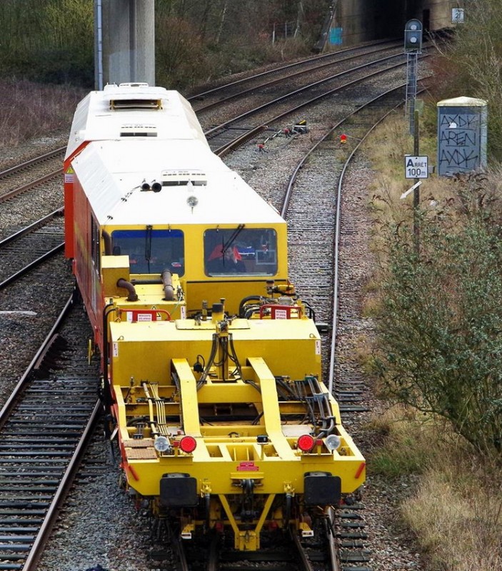 99 87 9 123 503-4 (2018-0116 Chaulnes) Colas Rail (15).jpg