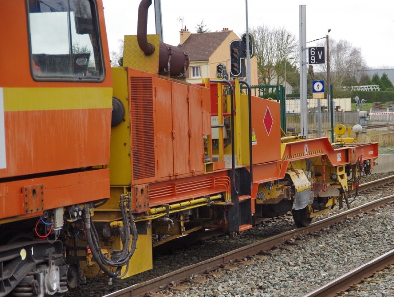 2018-01-25 gare de Chaulnes Colas Rail (15).jpg