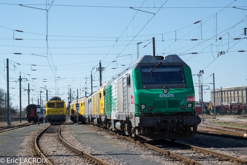 Train 2015 04 06 (106).jpg (461.55 Kio) Vu 18939 fois Train 2015 04 06 (106).jpg