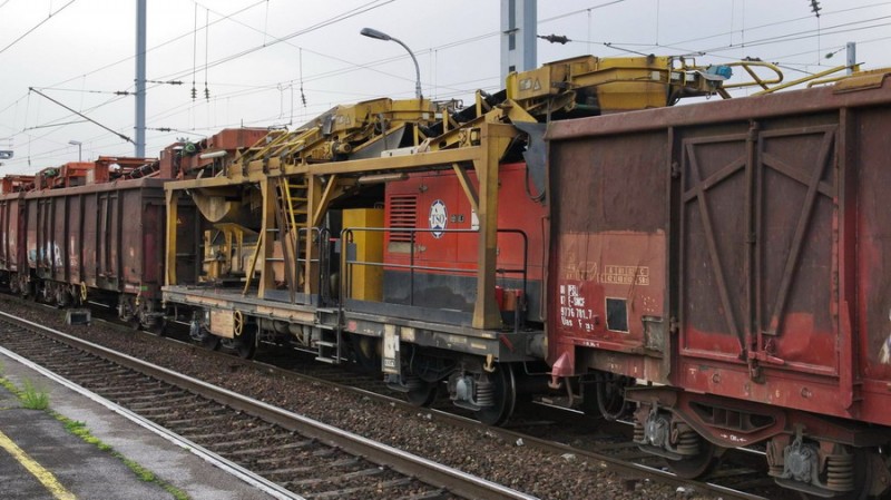 99 87 9 352 513-5 (2013-05'23 gare de Saint Quentin) TSO (1).jpg (157.31 Kio) Vu 8573 fois 99 87 9 352 513-5 (2013-05'23 gare de Saint Quentin) TSO (1).jpg