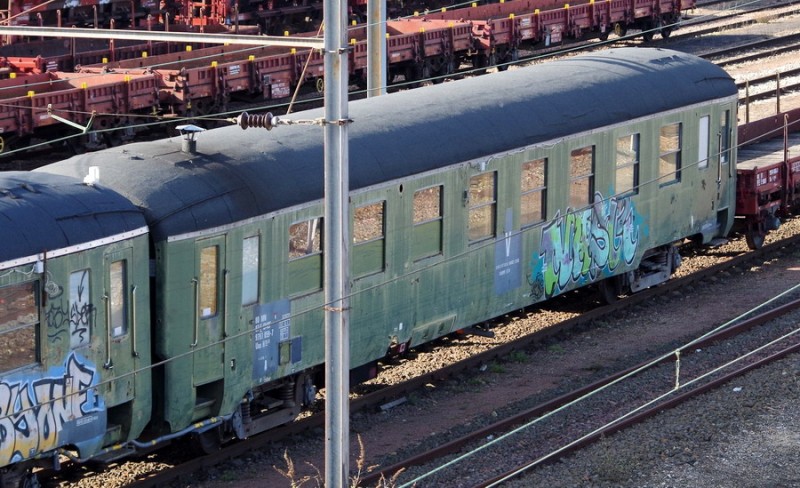 80 87 979 3 059-7 Uas H55 0 F F SNCF-MN (2018-03-11 Tergnier) (6).jpg