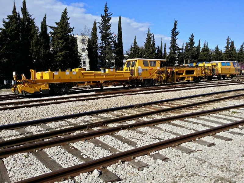 99 87 9 422 502-4 (2015-12-17 Marignane).jpg (288.15 Kio) Vu 3321 fois 99 87 9 422 502-4 (2015-12-17 Marignane).jpg