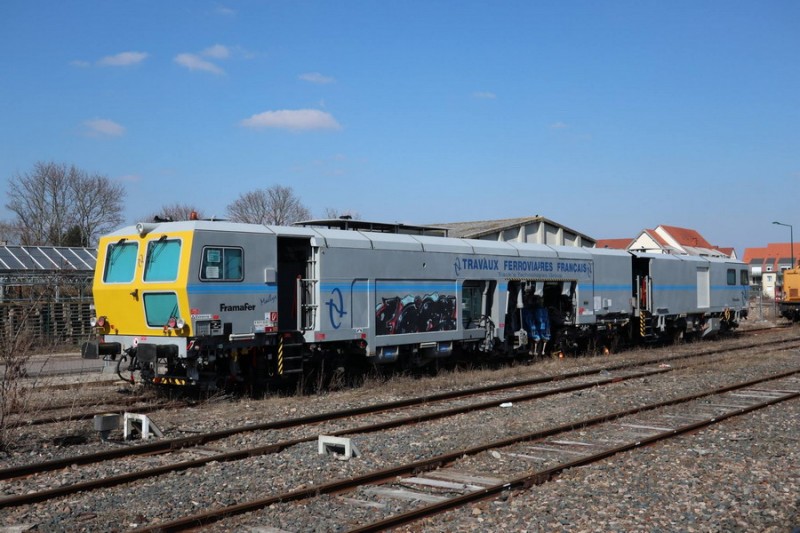 99 87 9 122 520-9 Type 108-32 275 (2018-03-24 gare de Molsheim) (2).jpg